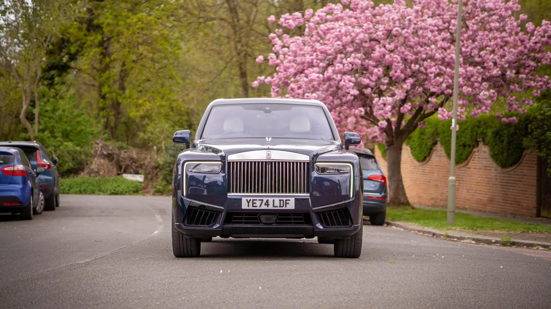 Rolls Royce Cullinan - Series II 2 DSC05746-Enhanced-NR